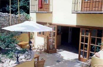 pensiones, hostales, casas rurales baratas. Depension.com. Ampliar esta imagen