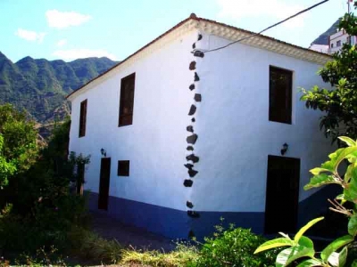 pensiones, hostales, casas rurales baratas. Depension.com. Ampliar esta imagen
